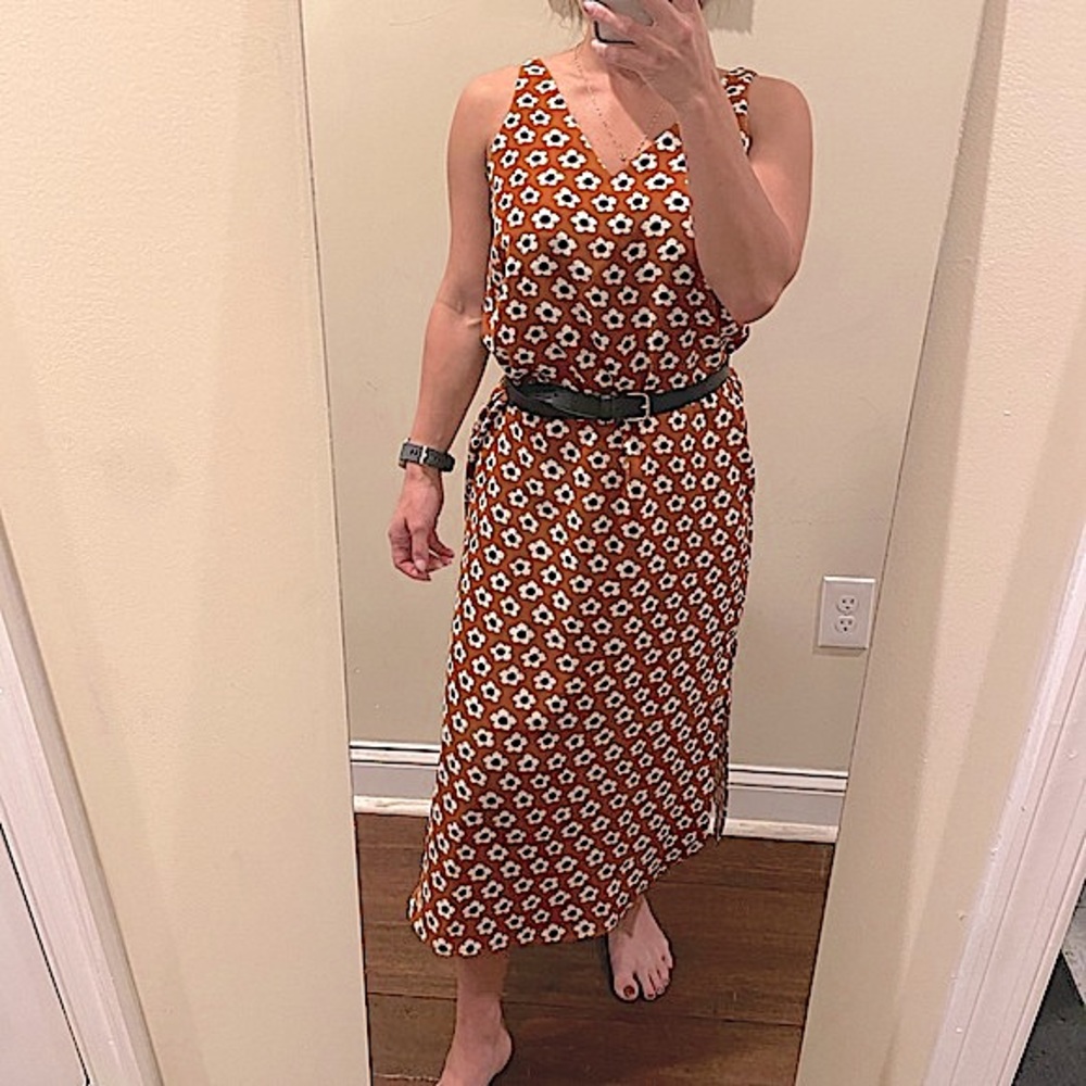 en THREAD Floral V Neck Side Slit Midi Dress NWT